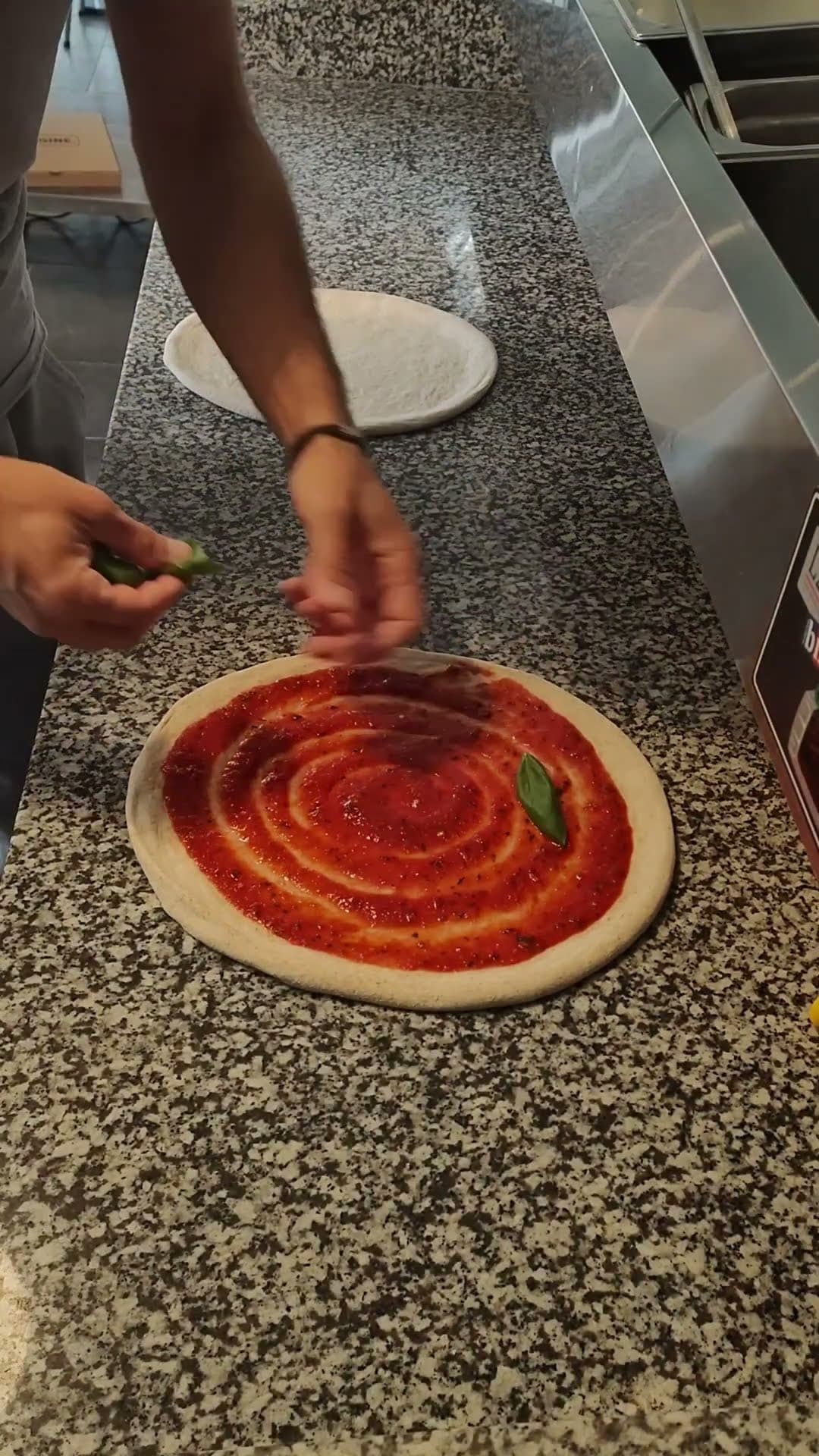 La technique du pizzaiolo